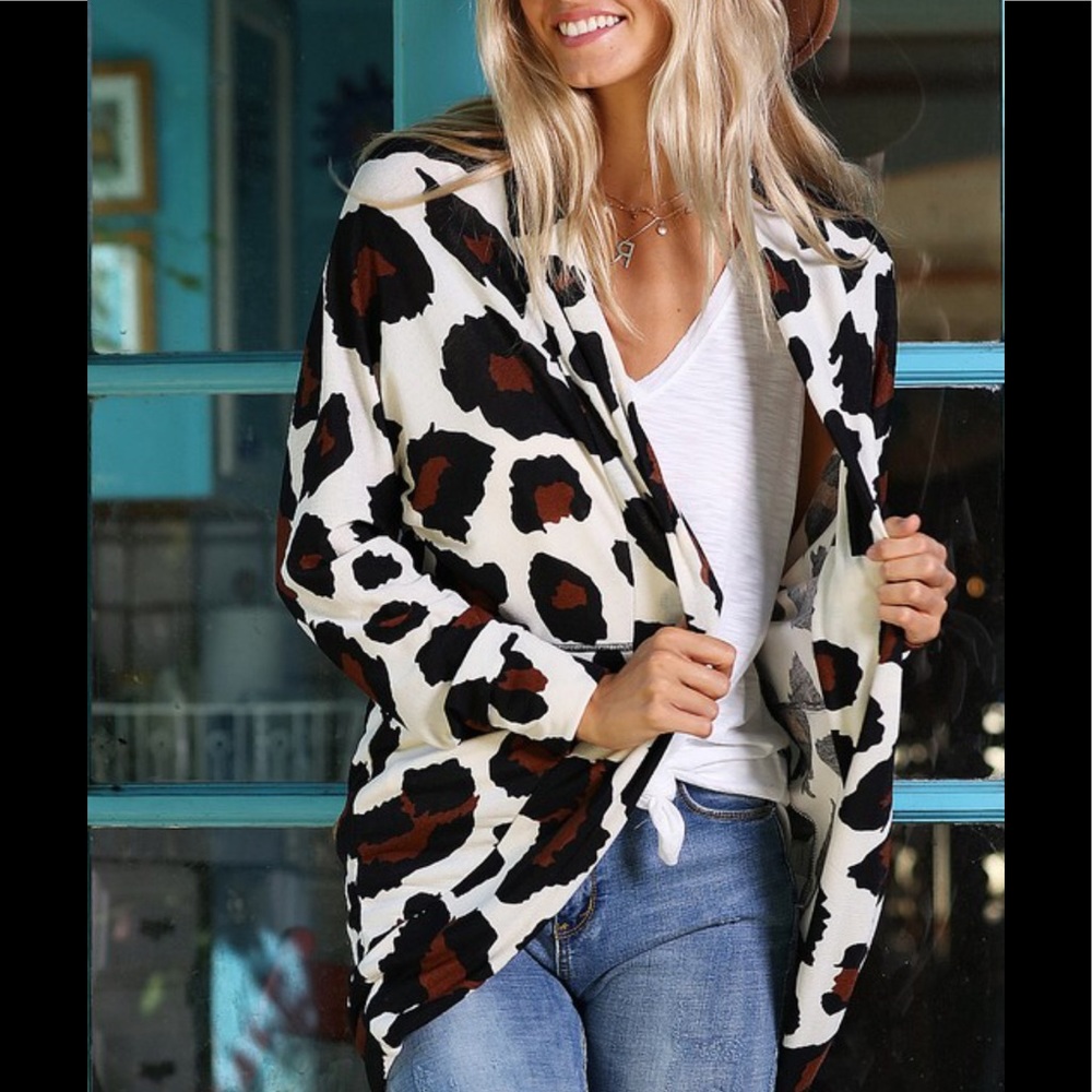 LEOPARD PRINT CARDIGAN